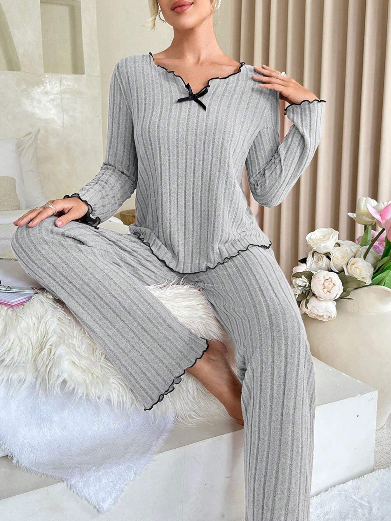 Ensemble pyjama à bordures