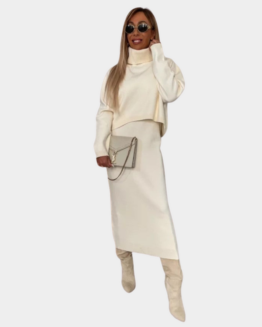 Ensemble  pull col roulé et robe longue