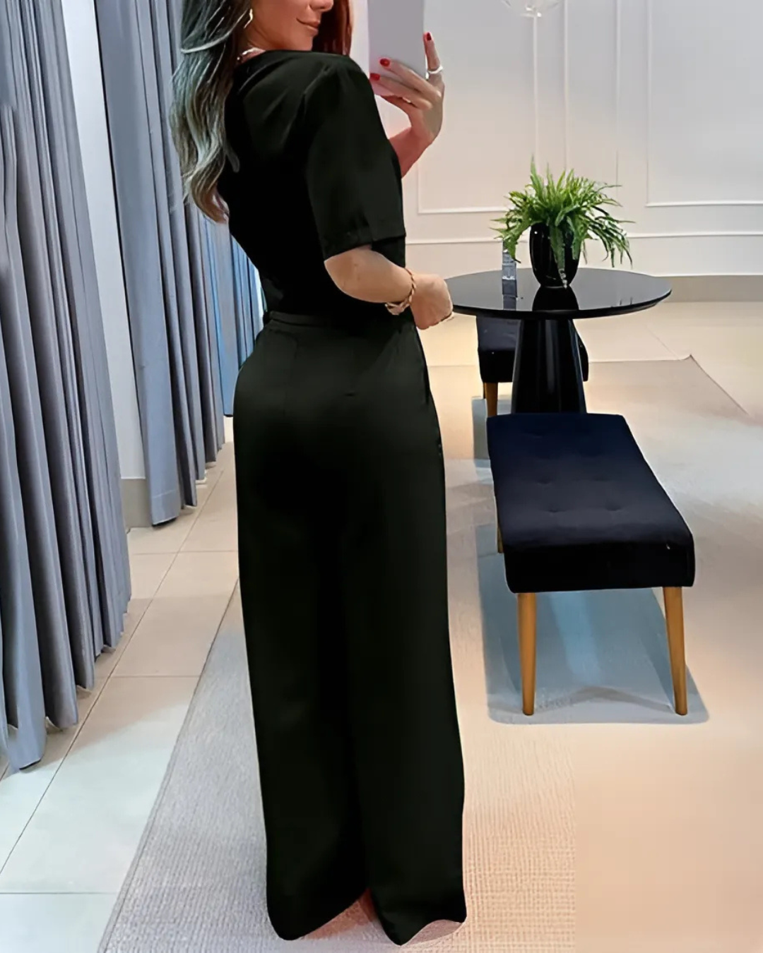 Ensemble stylé avec haut court et pantalon large pour femmes